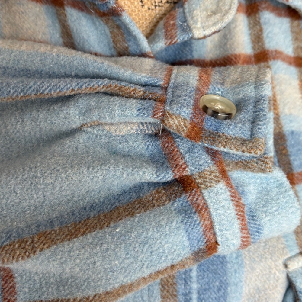 Ford Bronco shacket flannel blue brown cream flannel butterflies Bronco graphic - Picture 7 of 16